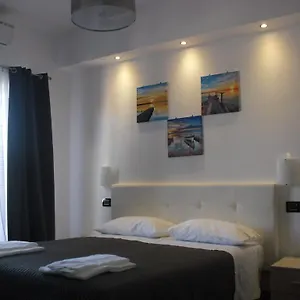 luce-di-luna-luxury-suites.it-romehotels.com/