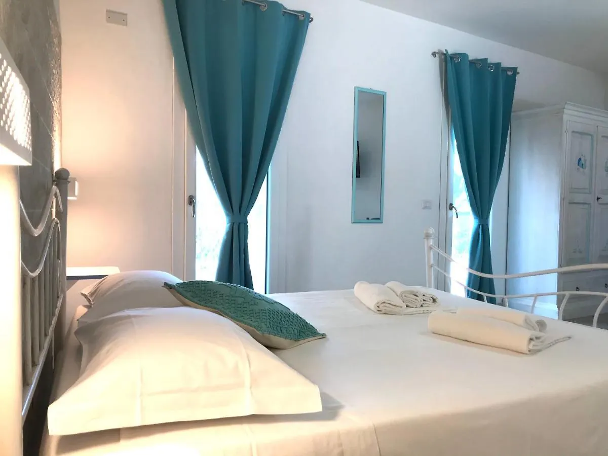 Angolo Mare Apartments & Rooms Porto Pino 0*,  Italy