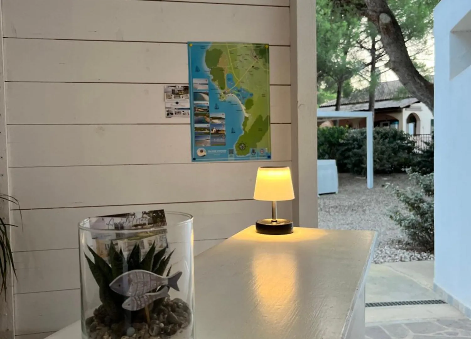 Angolo Mare Apartments & Rooms Porto Pino Aparthotel