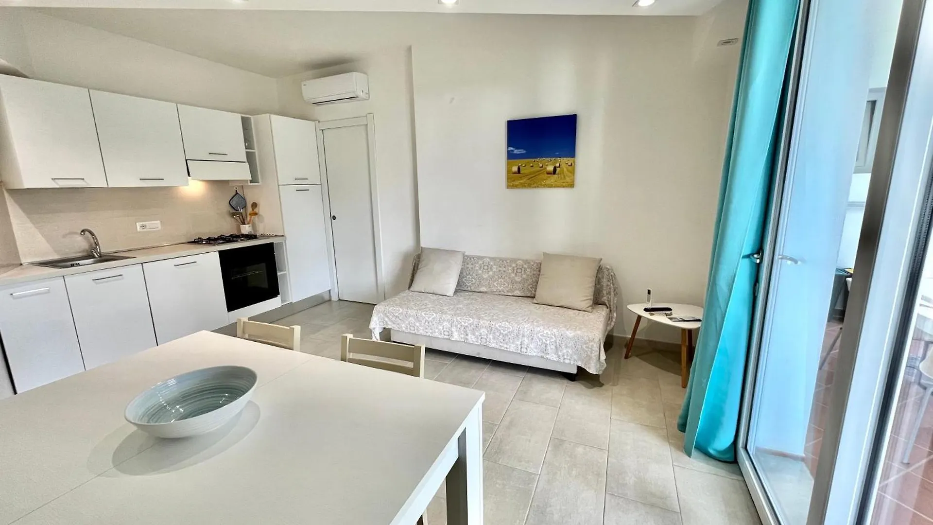 Angolo Mare Apartments & Rooms Porto Pino Aparthotel